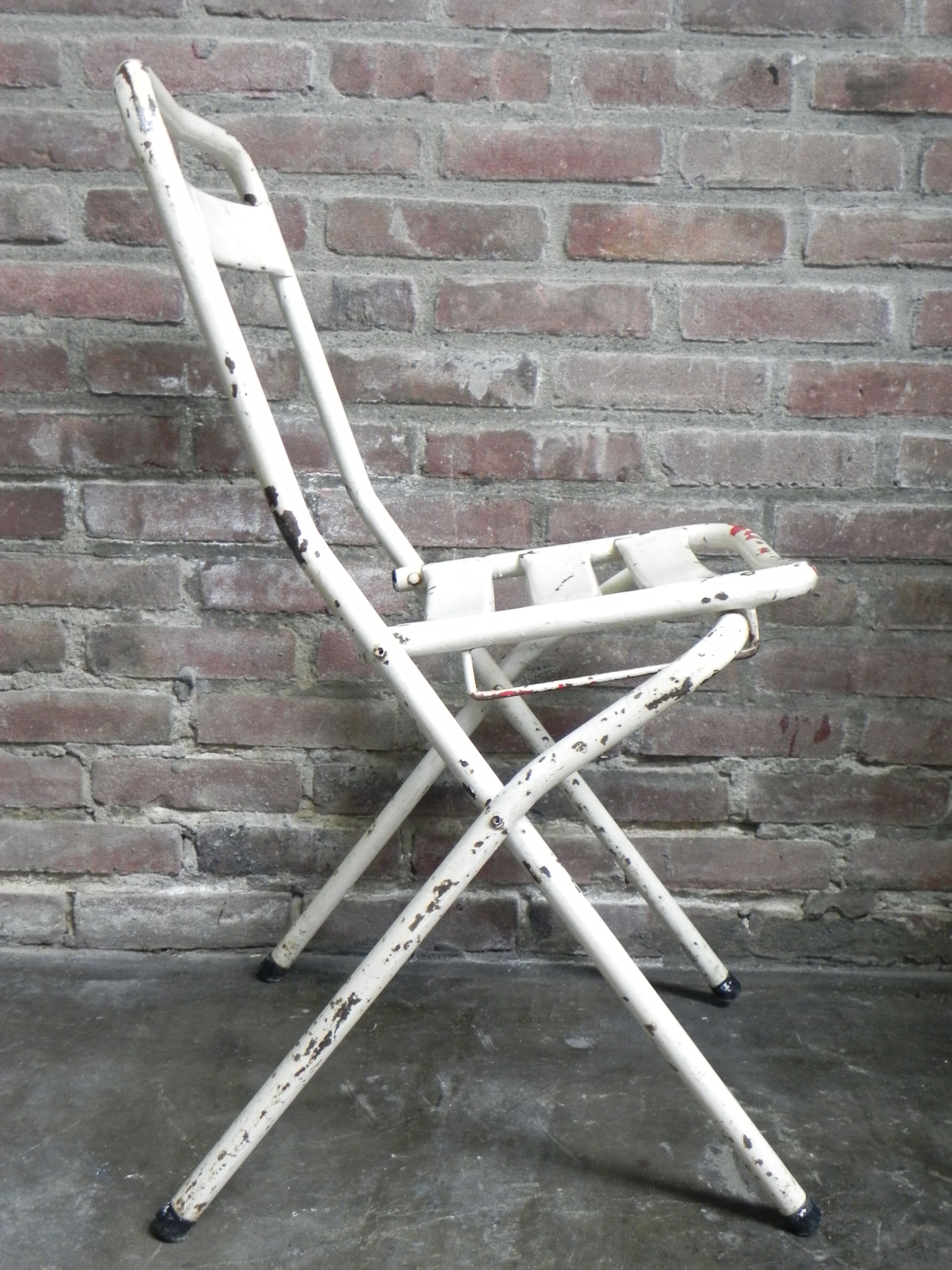 Industrial steel folding chair