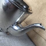 Jug or teapot with its HL Linton milk jug