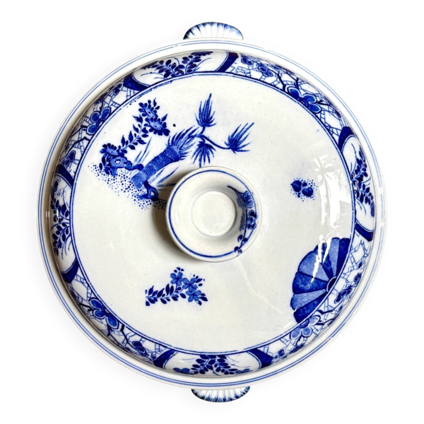 Moyenne soupière Creil & Montereau en terre de fer bleue, service ''Japon