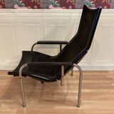 Black leather reclining lounge chair, "Hans Eichenberger" design, 1960.