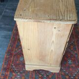Commode en sapin