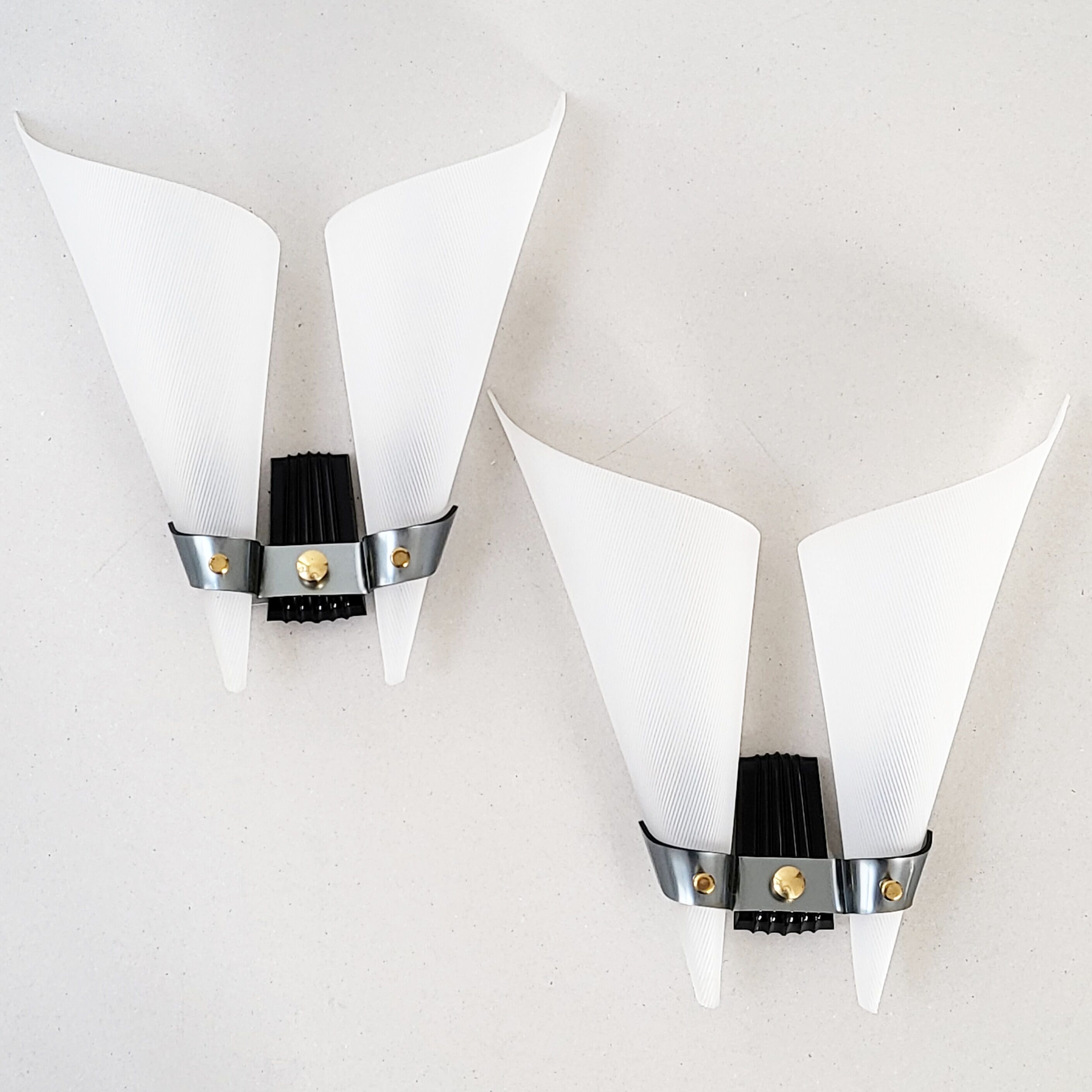 Pair of vintage wall lamps 1960