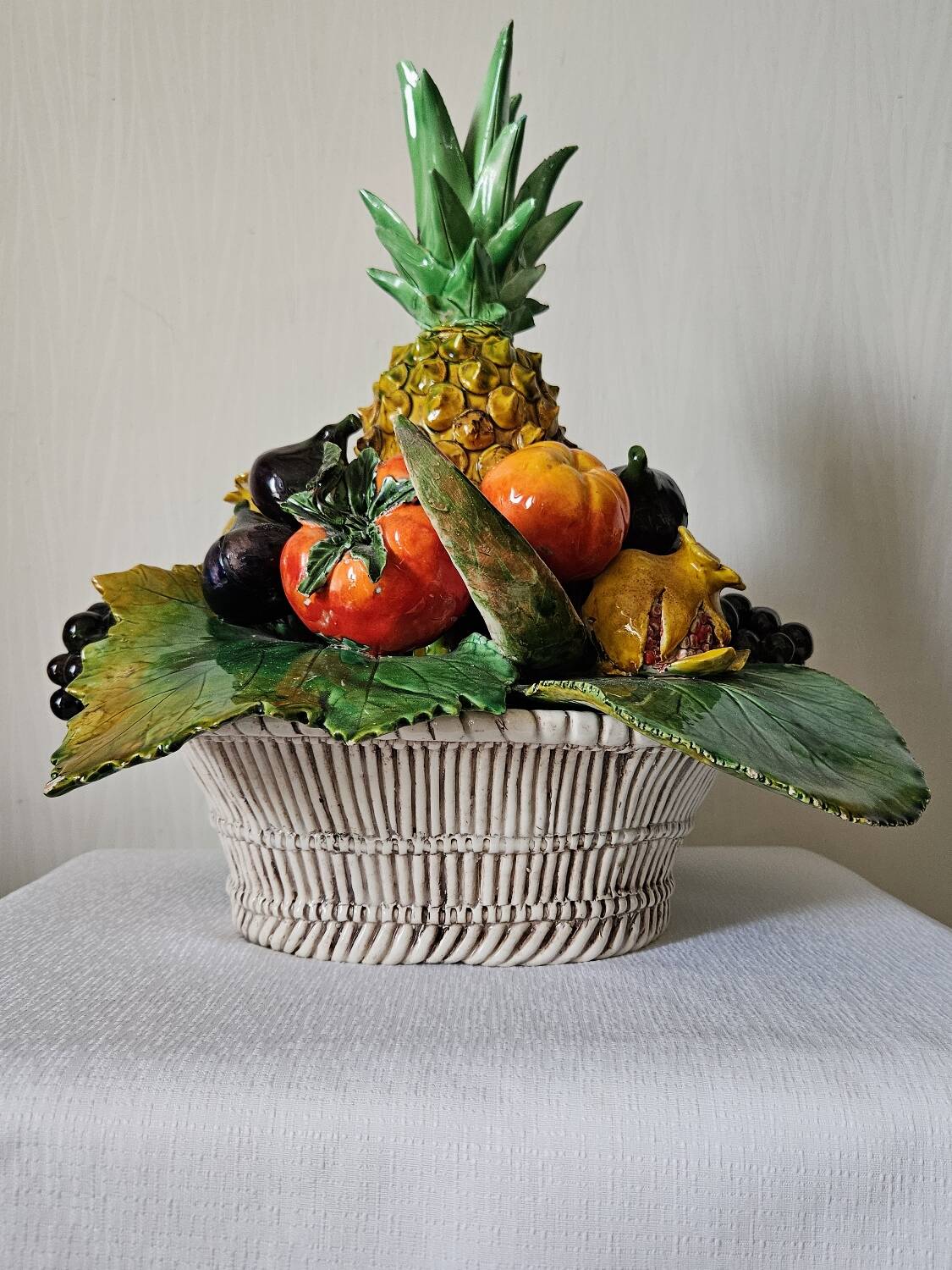 Vintage slipware fruit bowl