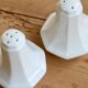 Salière et poivrier vintage porcelaine anglaise motif Perle - Johnson Broth