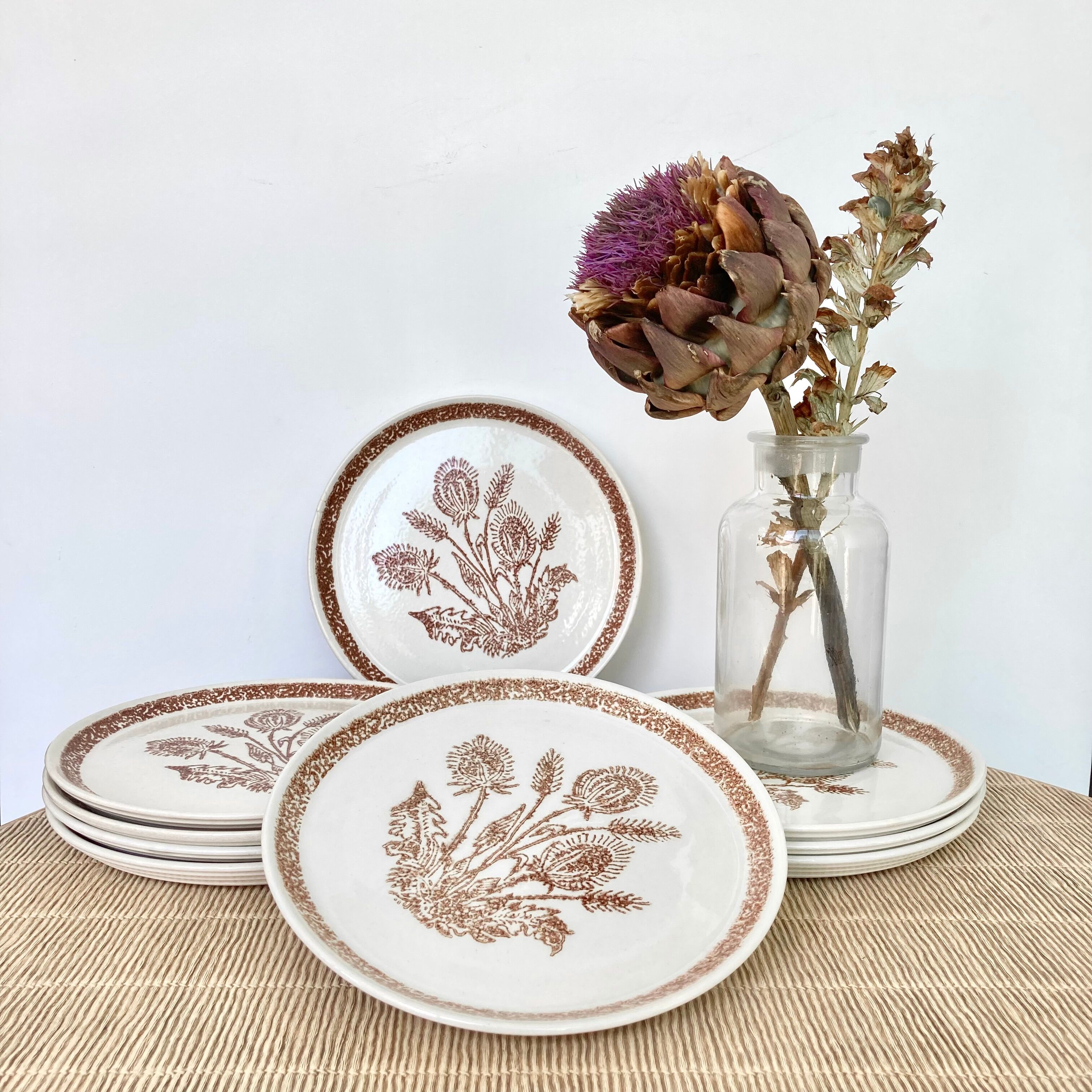 9 dessert plates herbarium thistles
