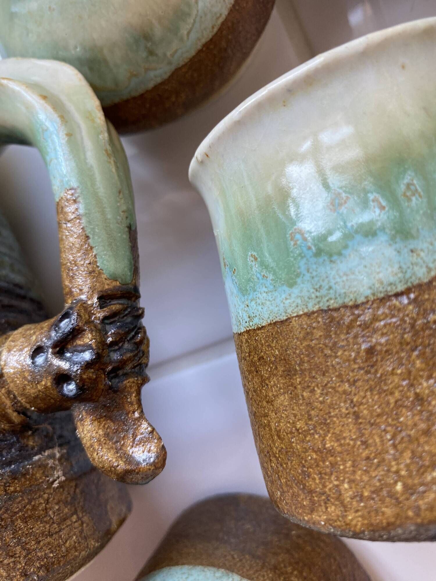 Coffee maker, organic ceramic cups