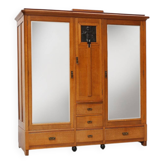 Armoire de style Art Nouveau avec plaquette signée par Geo Vervanck, Belgique