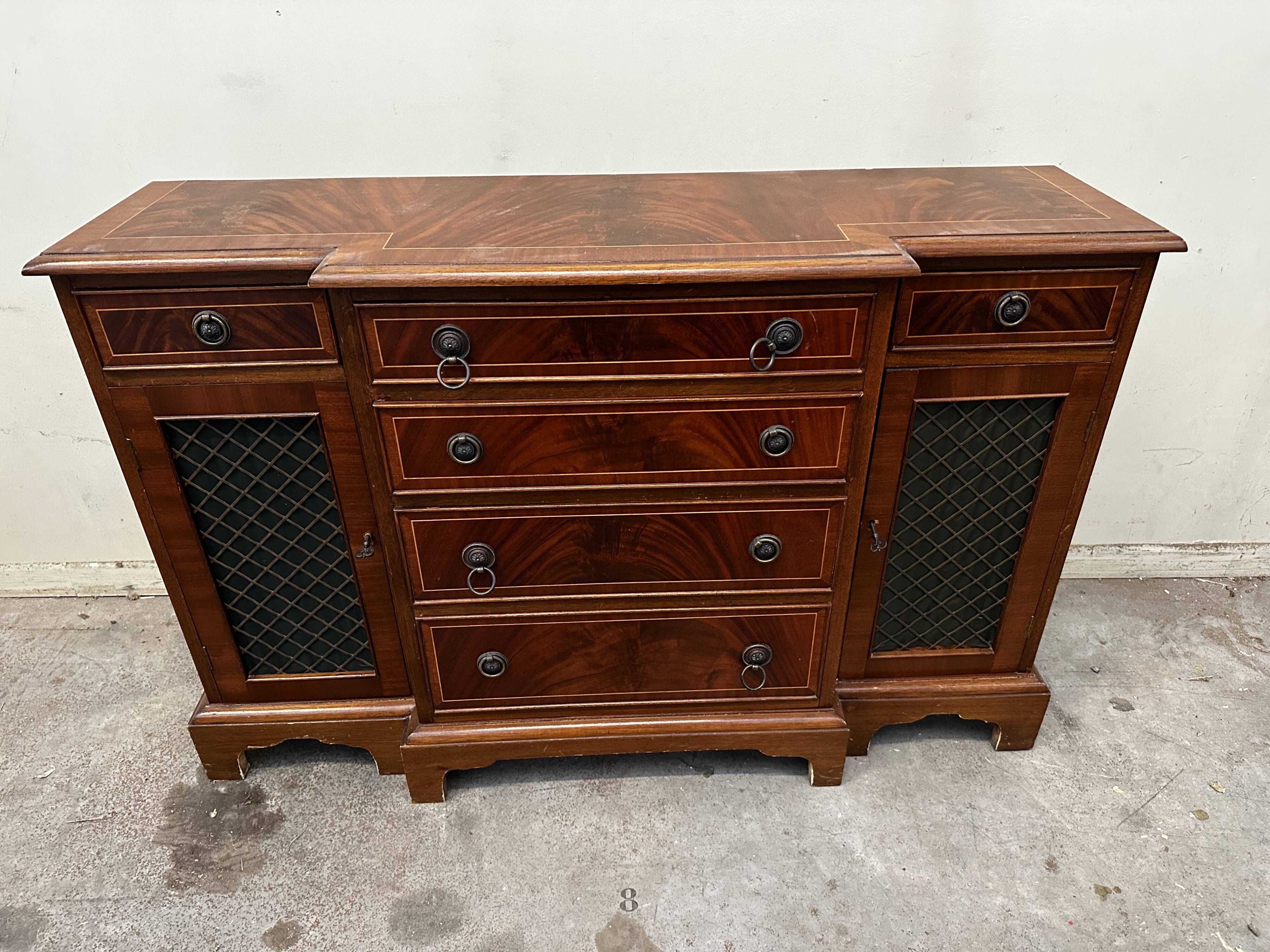 Buffet Anglais en acajou fin 19 e