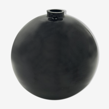 Vase noir