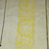 Tablecloth and 8 antique towels in linen lace hand