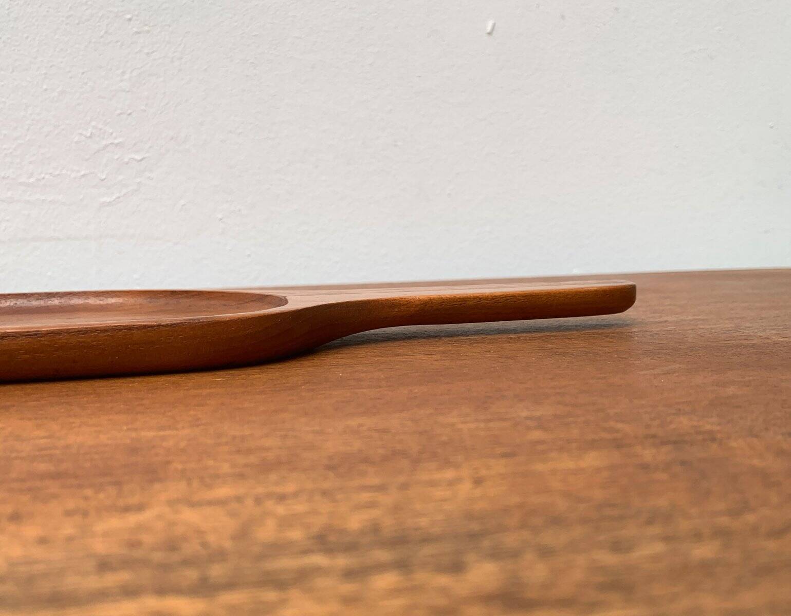 Swedish teak bowl from the mid-century by Upsala Slöjd, 1960s.