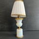 Lampe XIXe en opaline blanche et métal doré