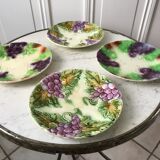Set of 4 plates in slurry XIXth model Grapes