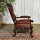 Fauteuil en acajou 19ème richement sculpté de style baroque
