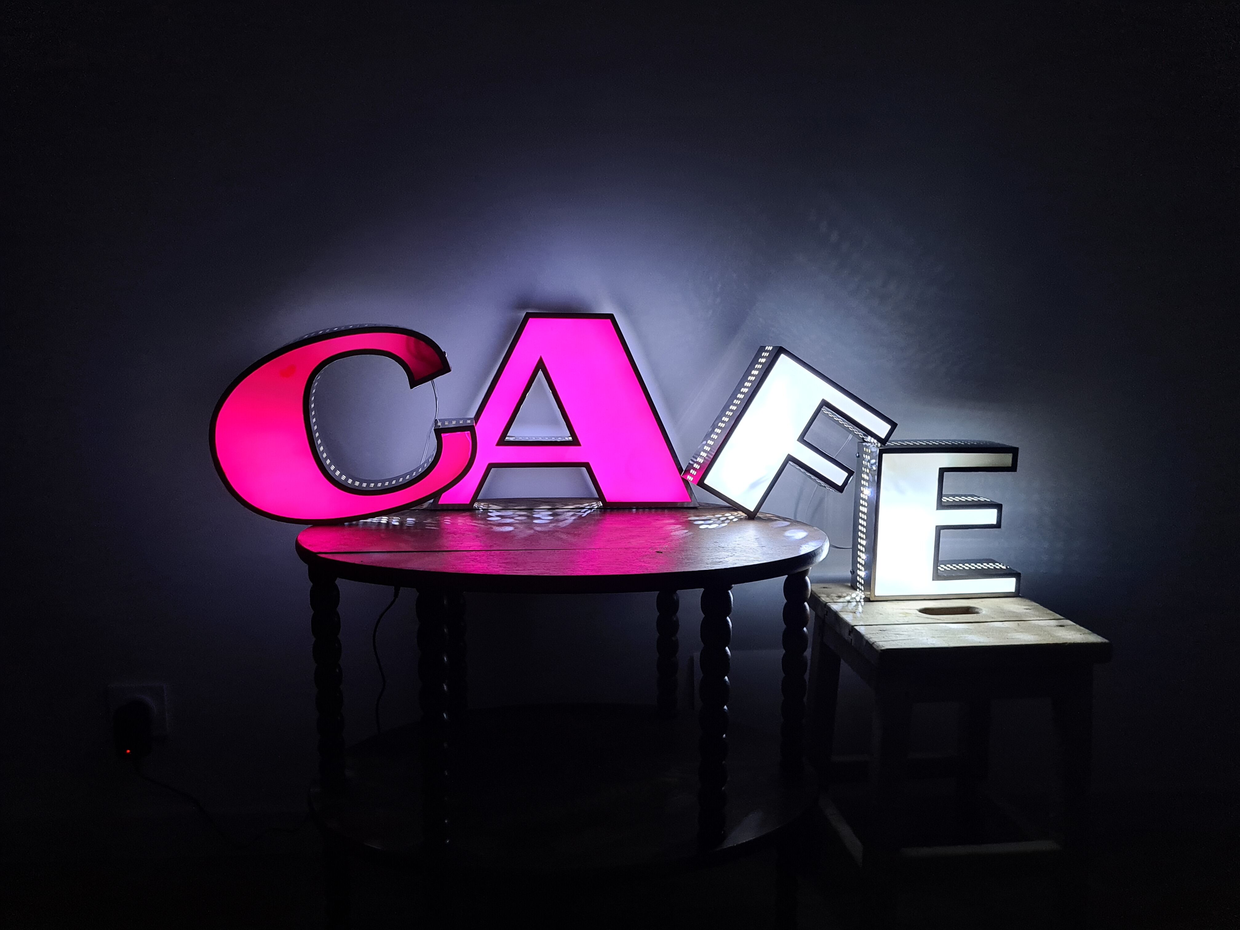 Lettre vintage LED "E"