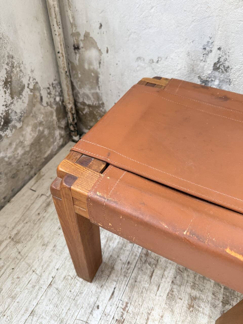 Paire de chaises Pierre Chapo S11