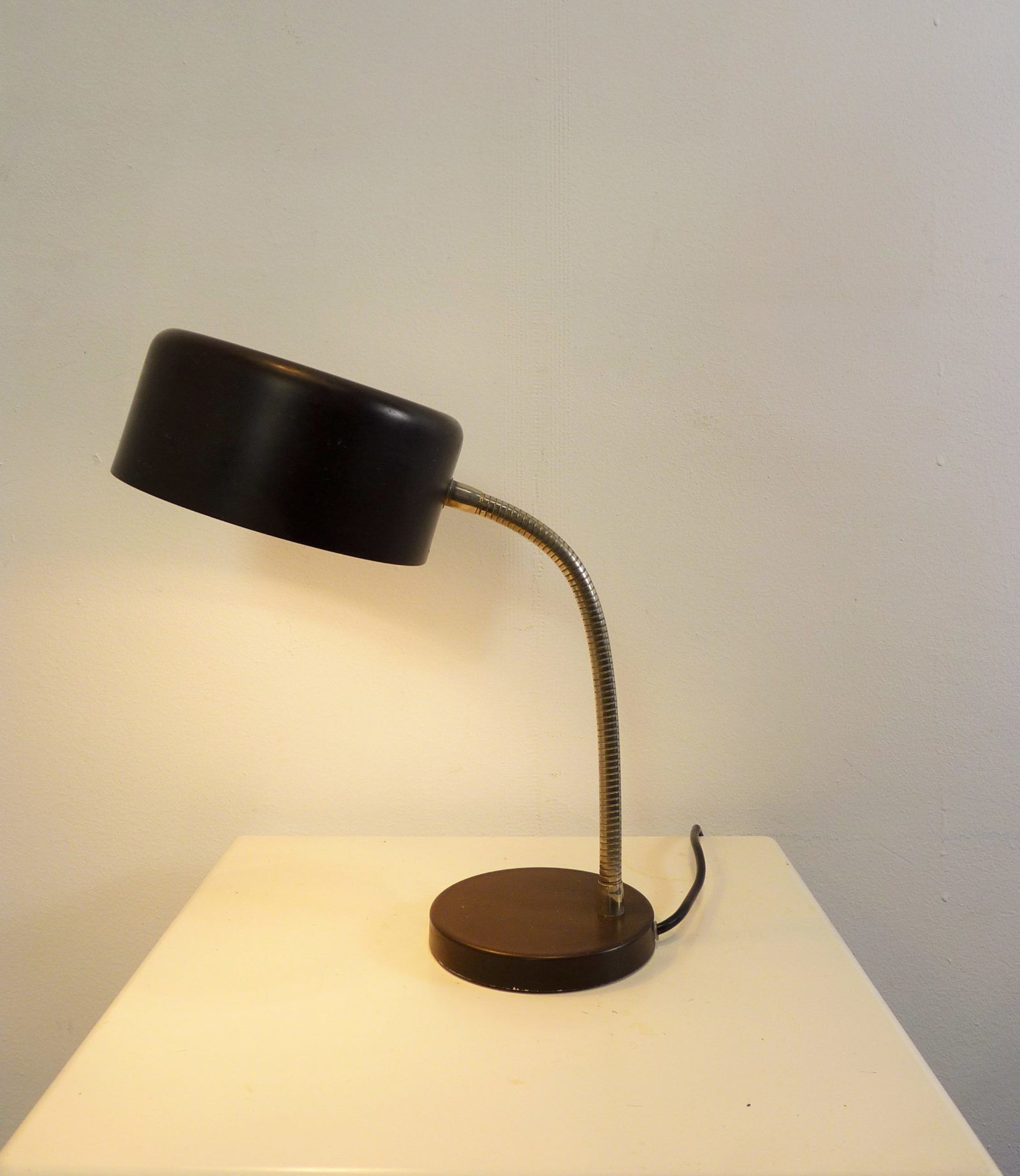 Anvia Mid-Century Desk Lamp