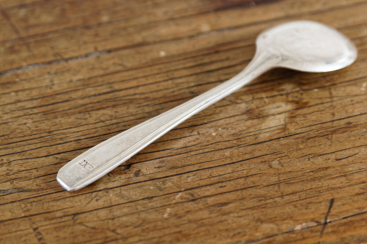 12 silver metal ice spoons, Ercuis