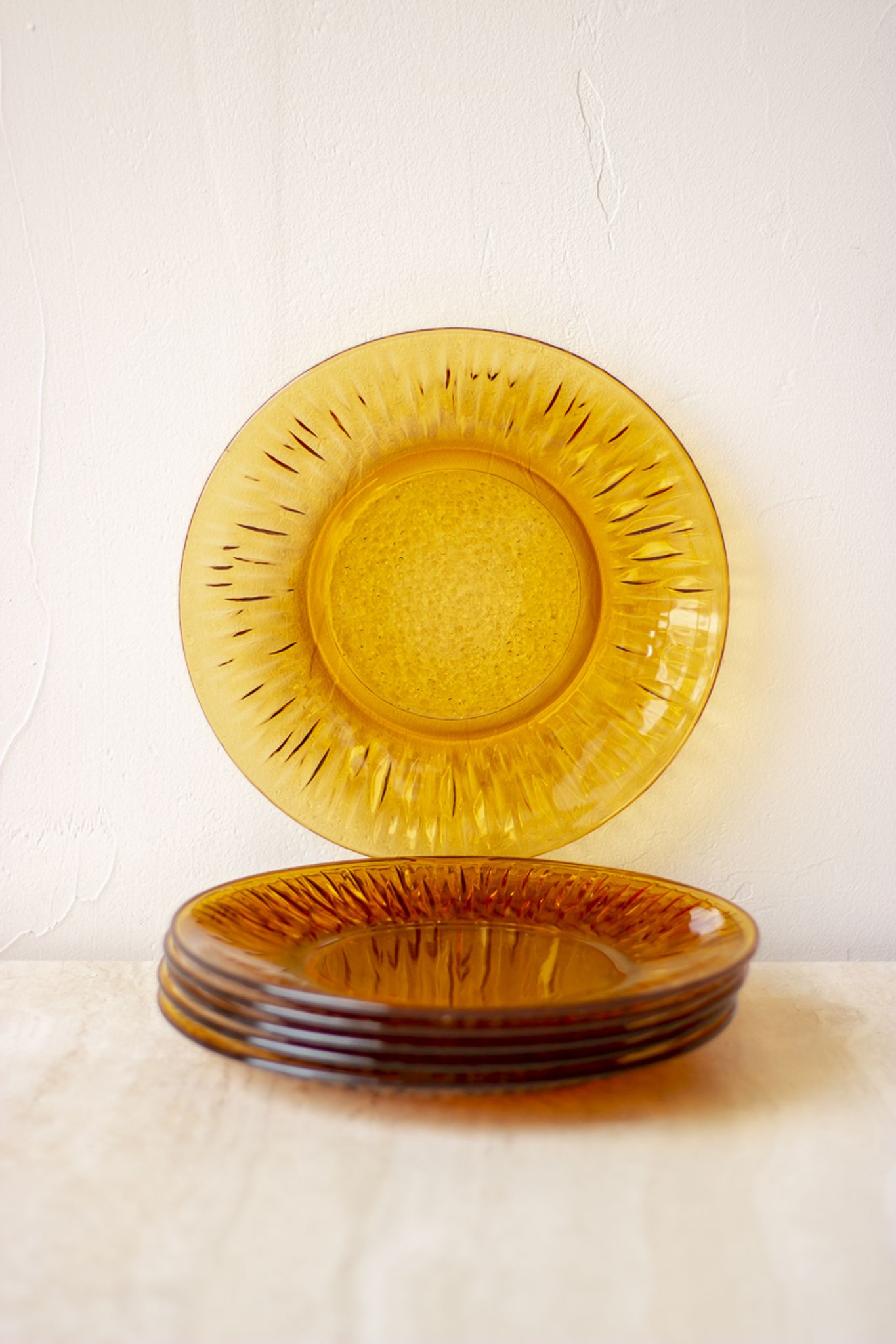 6 flat vintage plate model Soleil, Vereco France