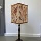 Lampe bois tourné avec abat jour herbier vintage