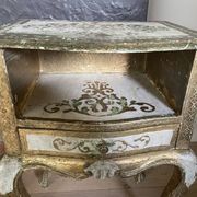 Bedside pair, 3 drawers, 1 drawer and a niche, painted golden wood, italian renaissance style