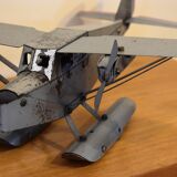 Metal mecavion circa 1950 aircraft