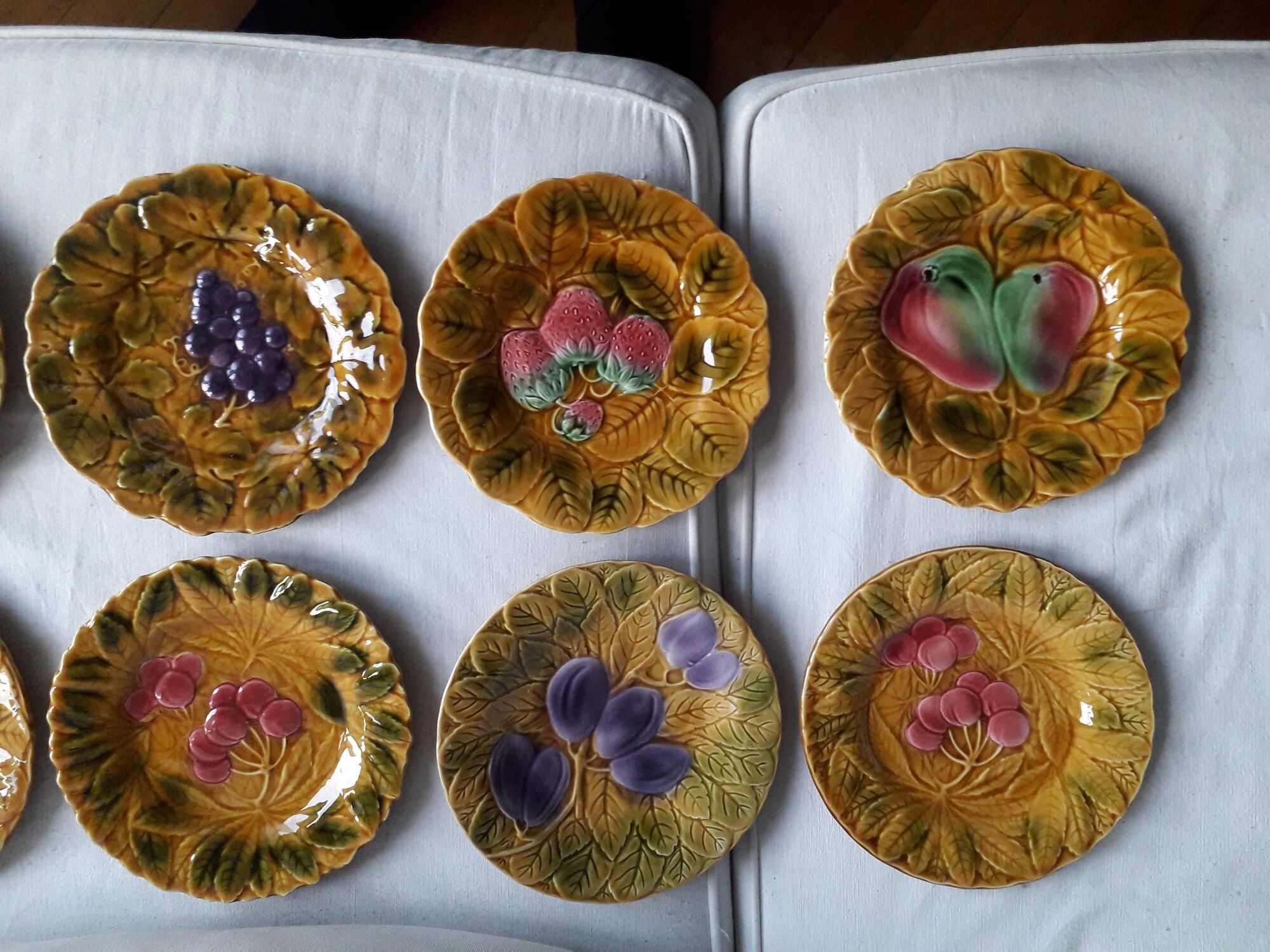 Set of 10 Sarreguemines dessert plates in slurry decorated fruit