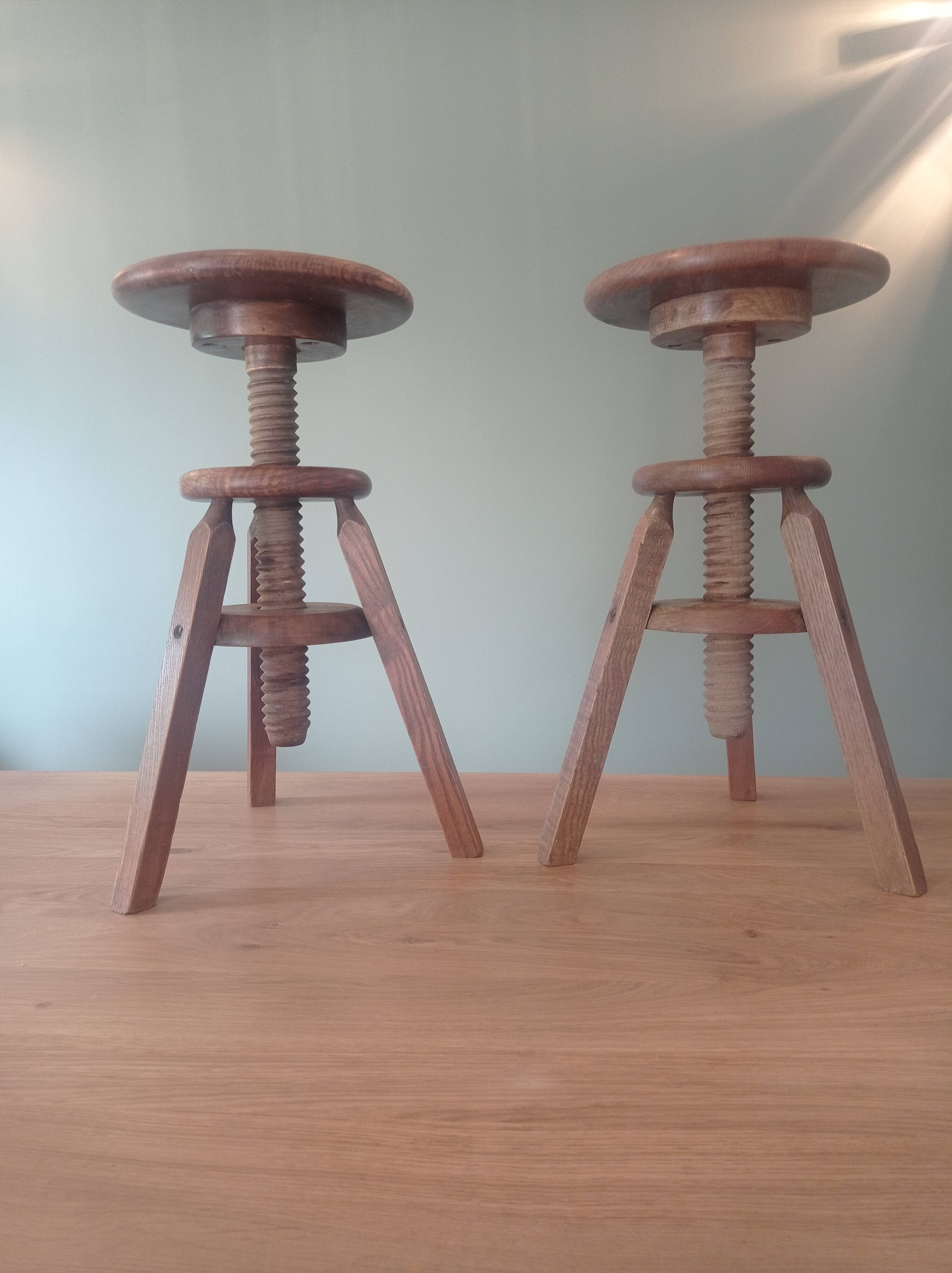 Screw watchmaker's stools