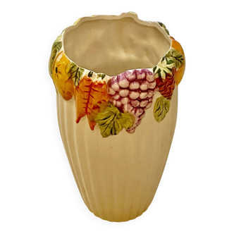 Slip vase