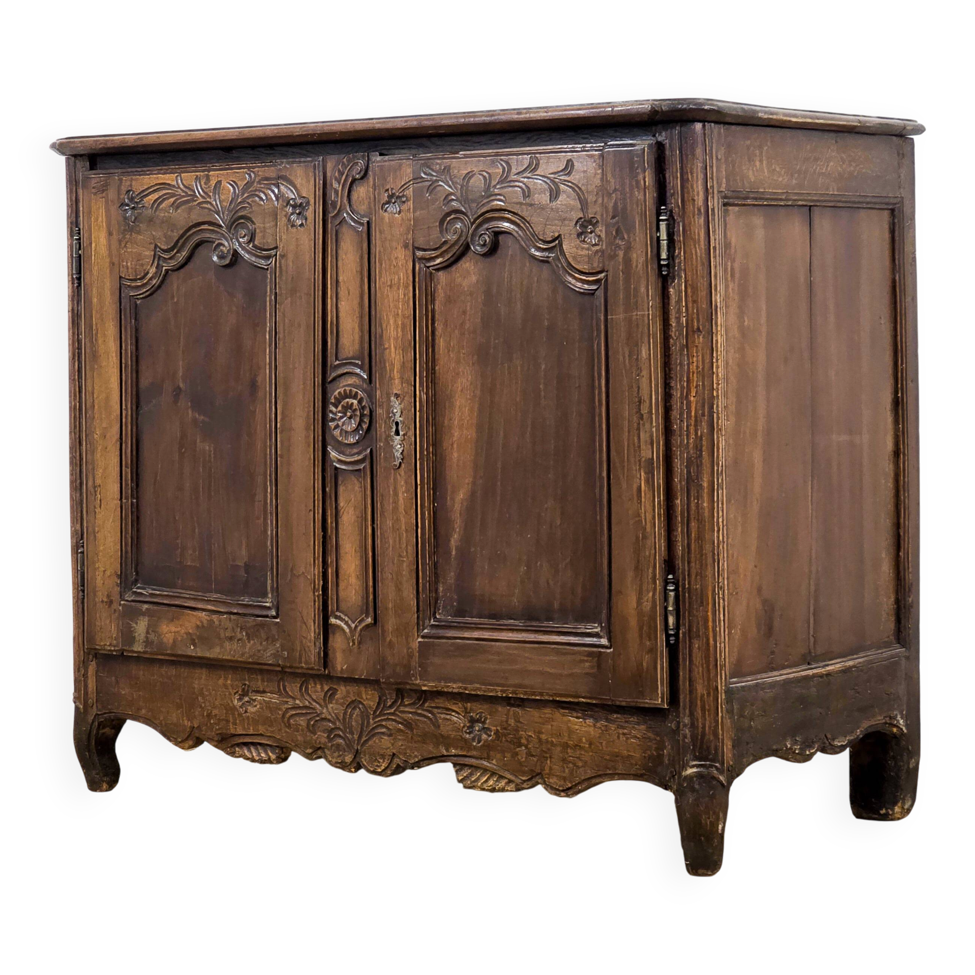 Buffet en chêne massif sculpté Louis XV - début XIXᵉ siècle