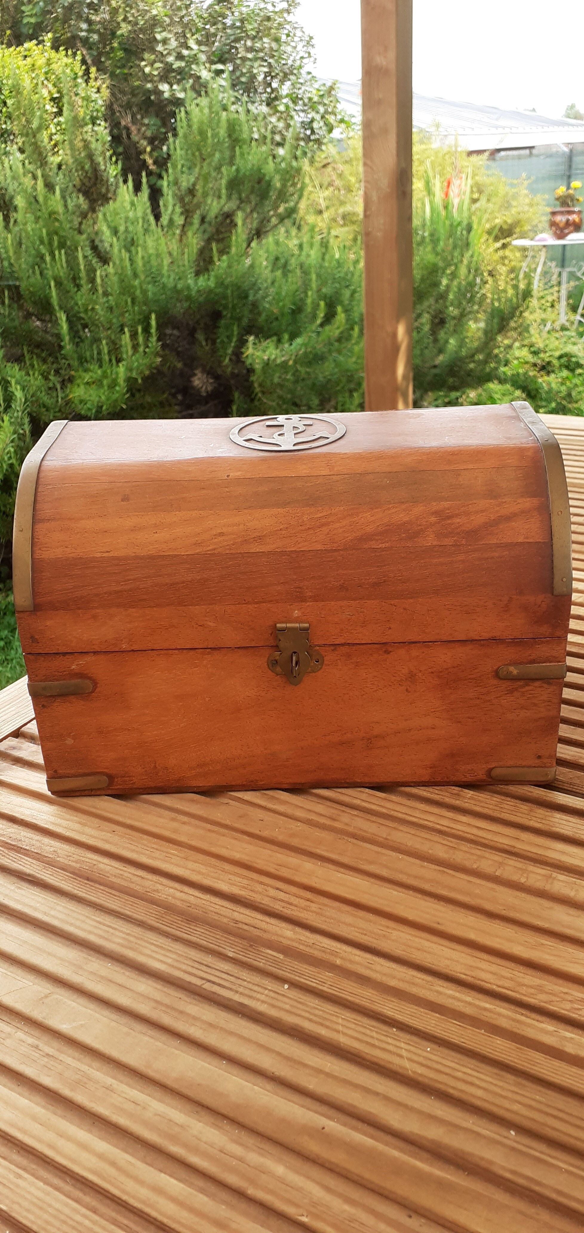 Wooden box