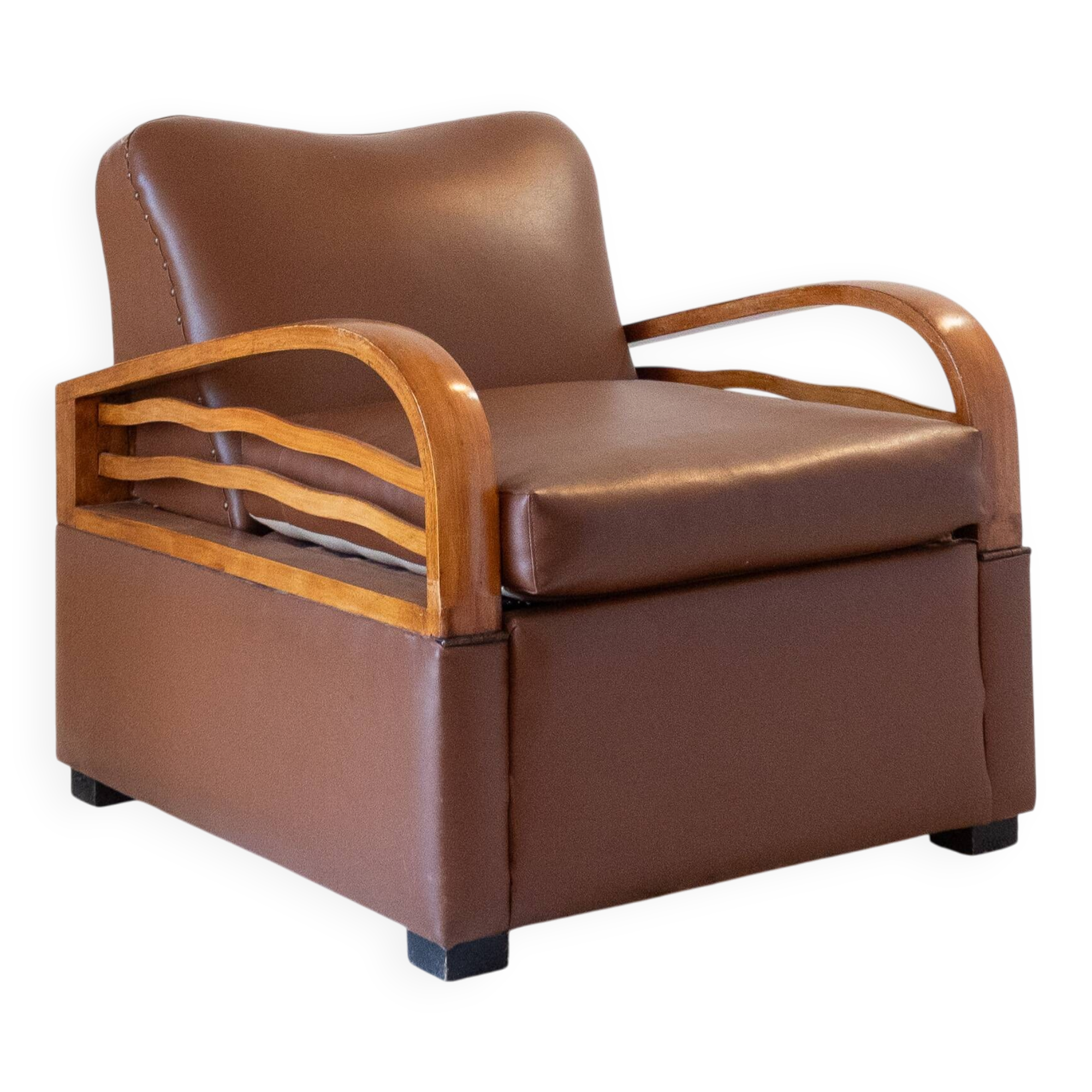 Fauteuil convertible Art Déco italien en éco-cuir marron.