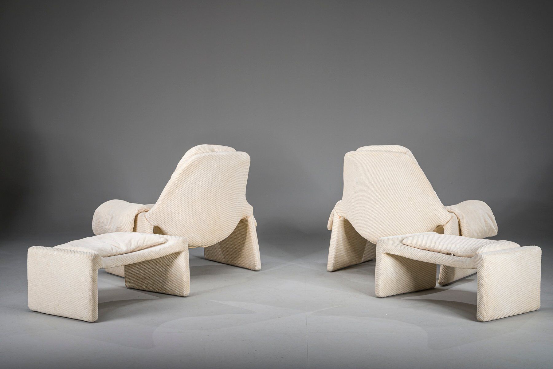 P60 chairs and ottomans by Vittorio Introini for Saporiti, 1960s, set of 4