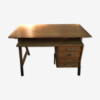 Bureau design