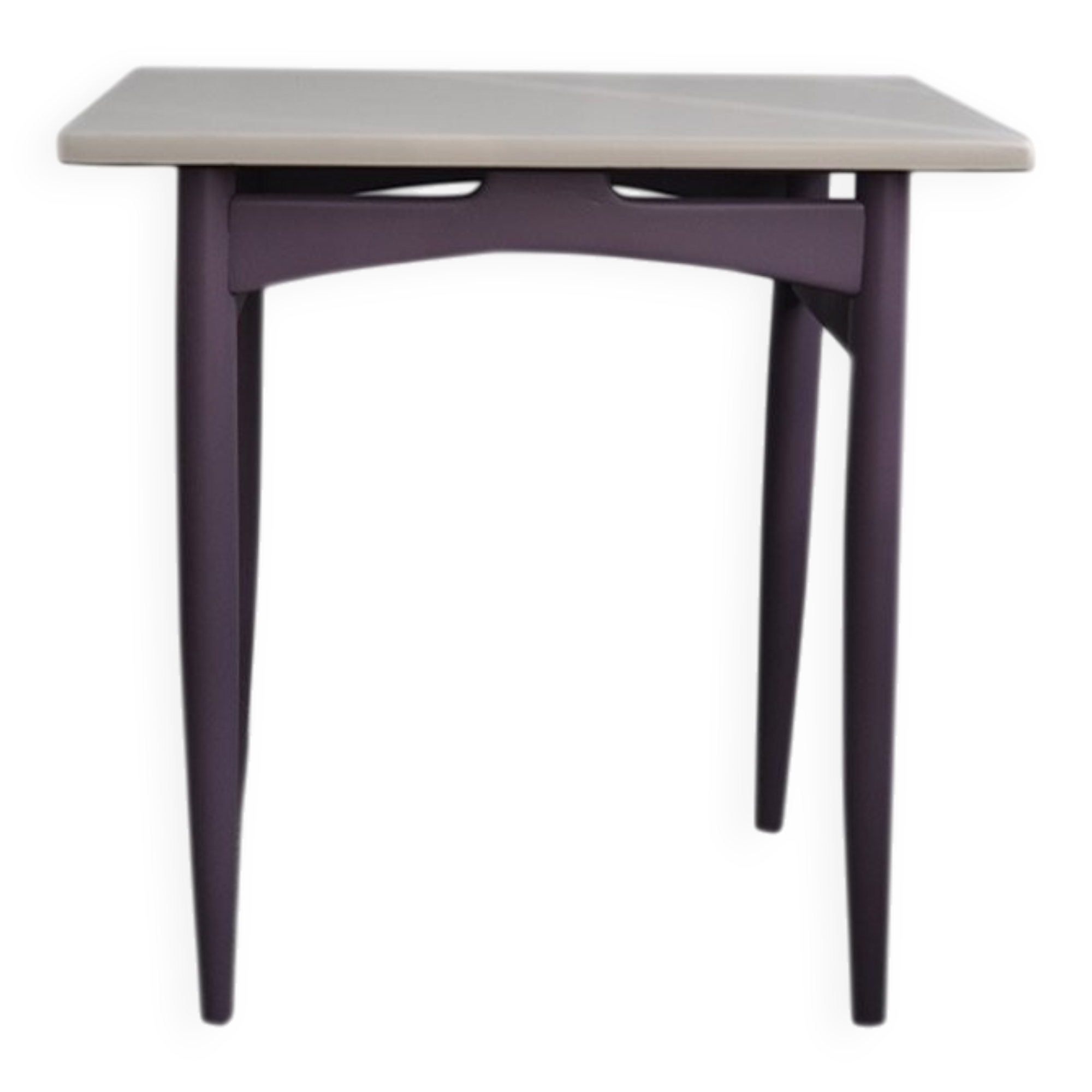 Beige and plum painted wood Thonet-style side table, 1940s.