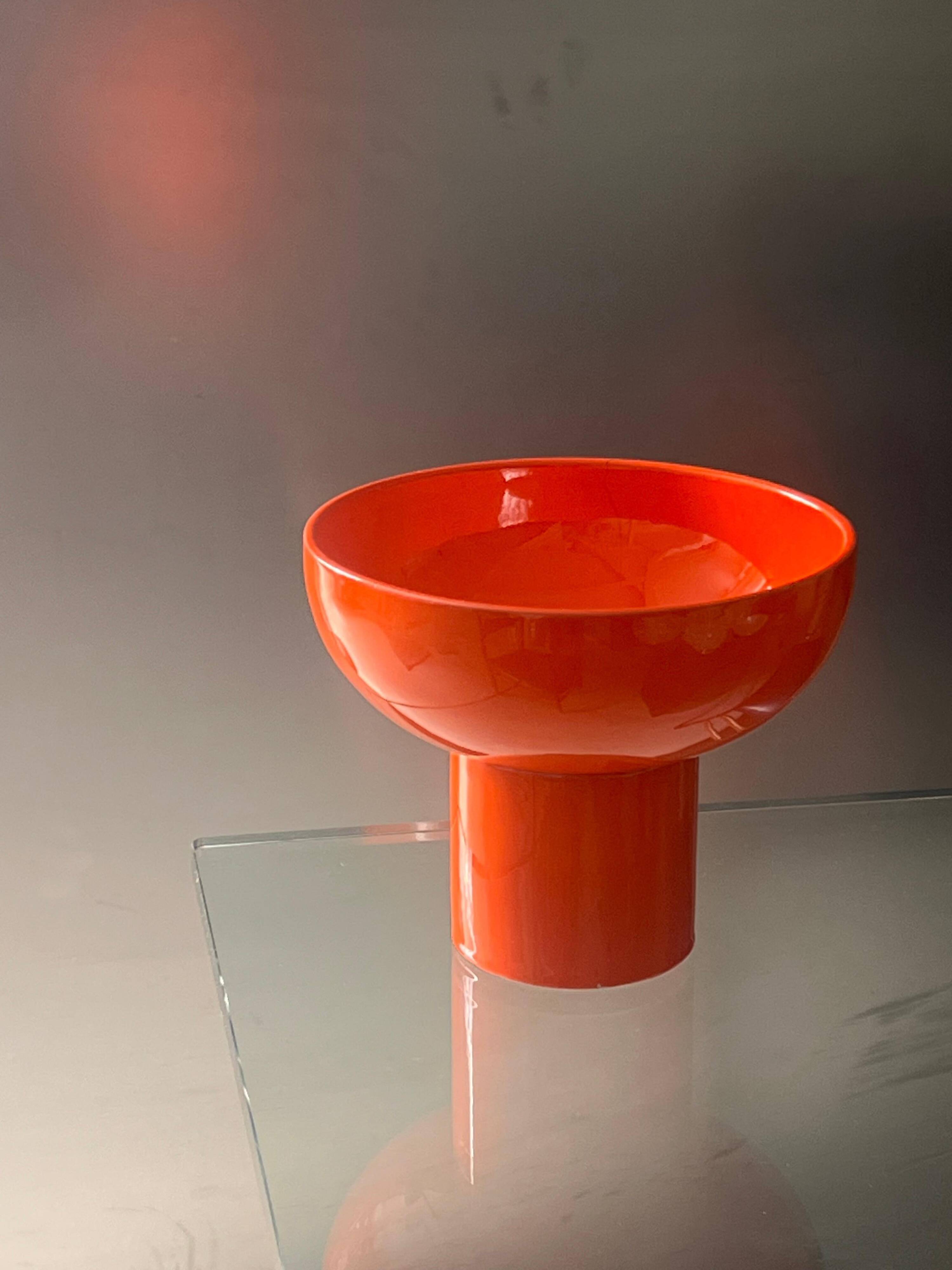 Vase en céramique de Gabbianelli fabriqué en Italie dans les années 1960, accent de bibliothèque.