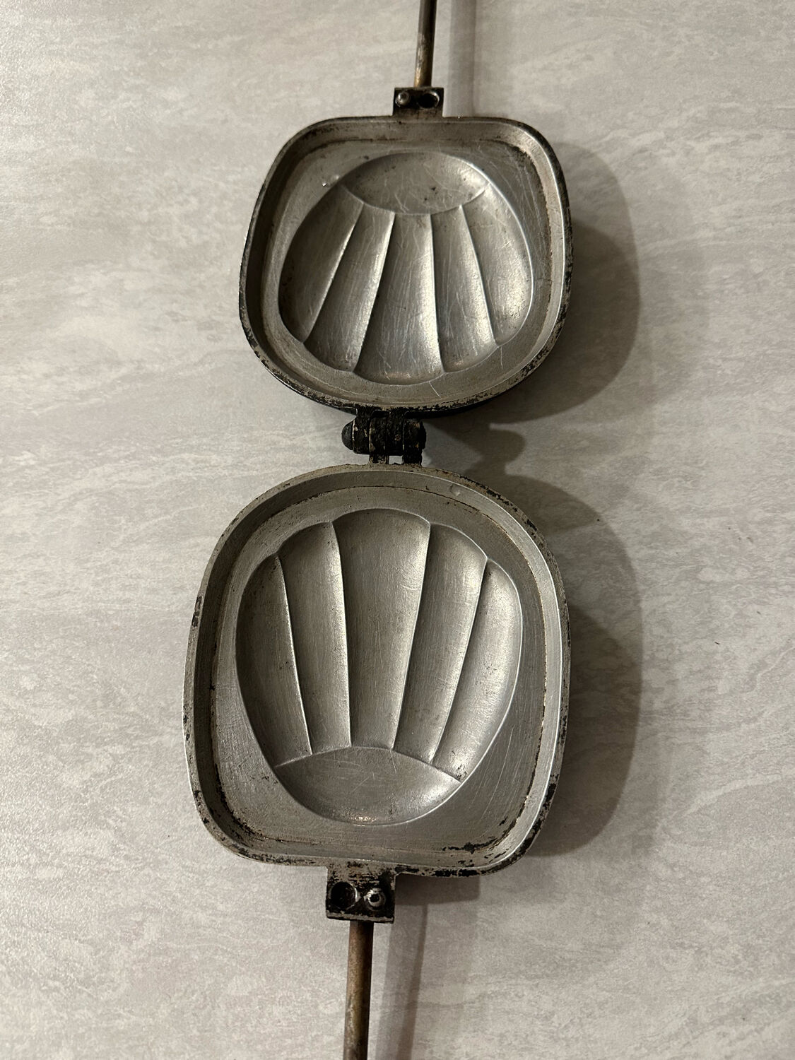 Apparatus croque monsieur madeleine Cuisor years 50