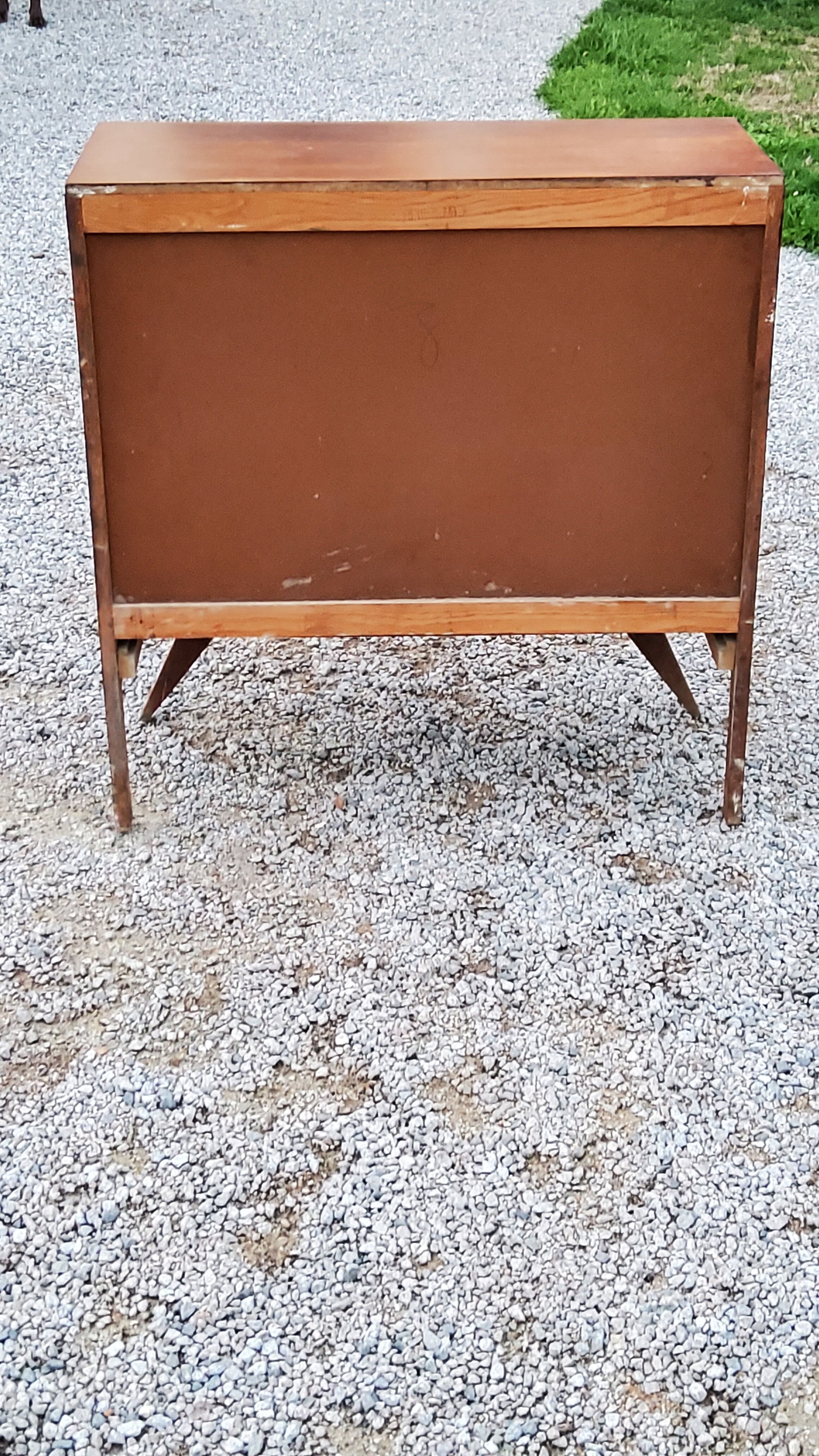 Chest of drawers of the 50s in golden oak compass feet 4 drawers