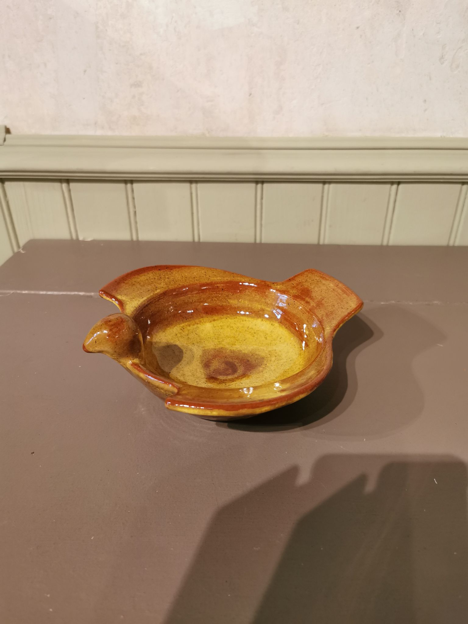 Ceramic "dove" cup