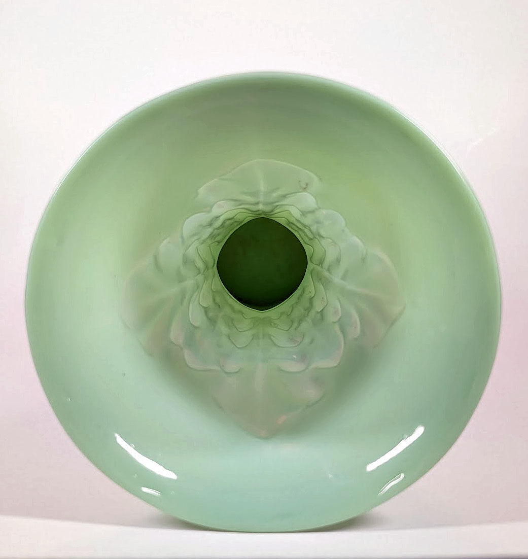 Vase St Louis "Capucine" Décor : Feuilles et guirlandes