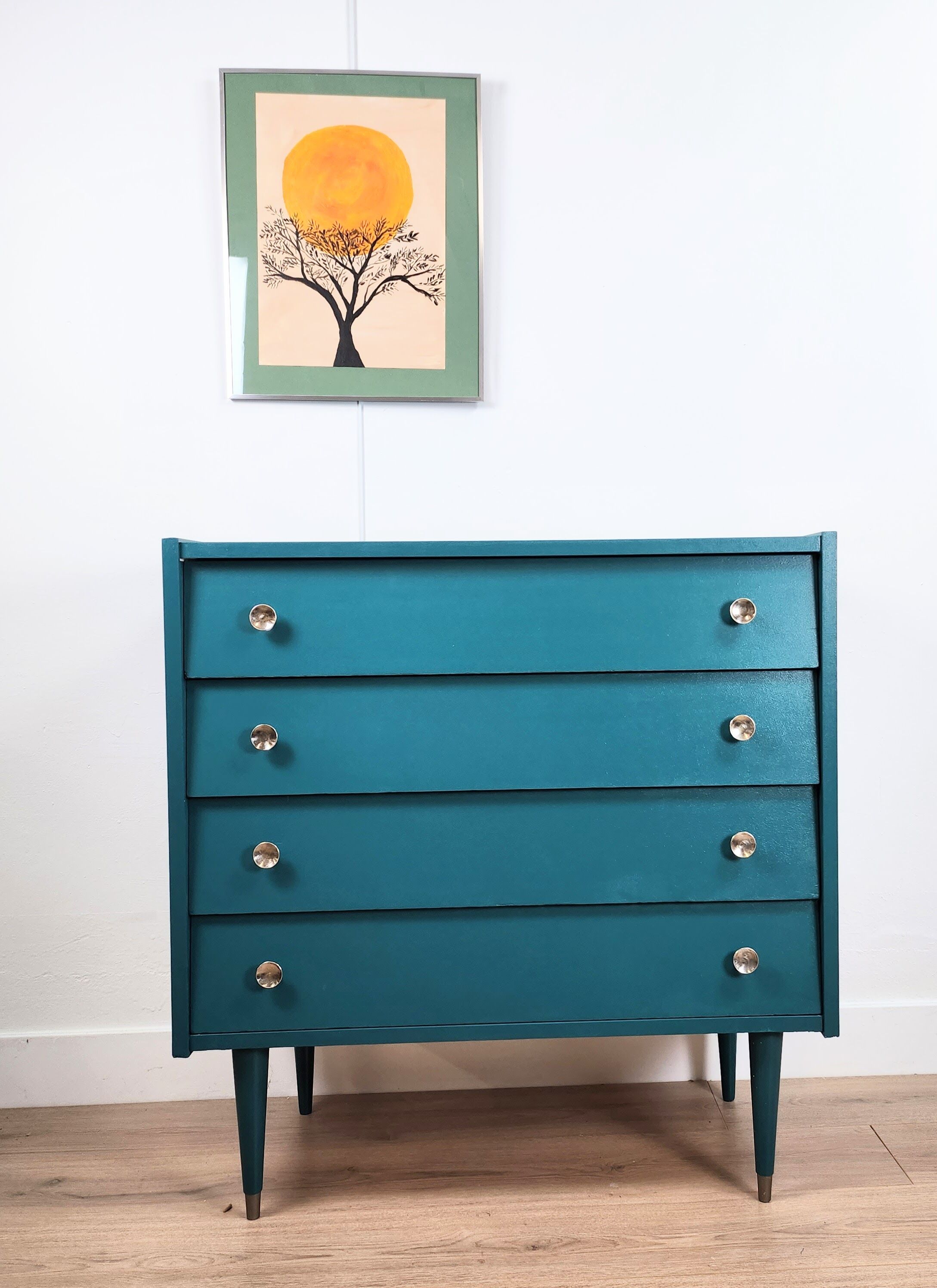 VINTAGE CHEST OF DRAWERS YEAR 60