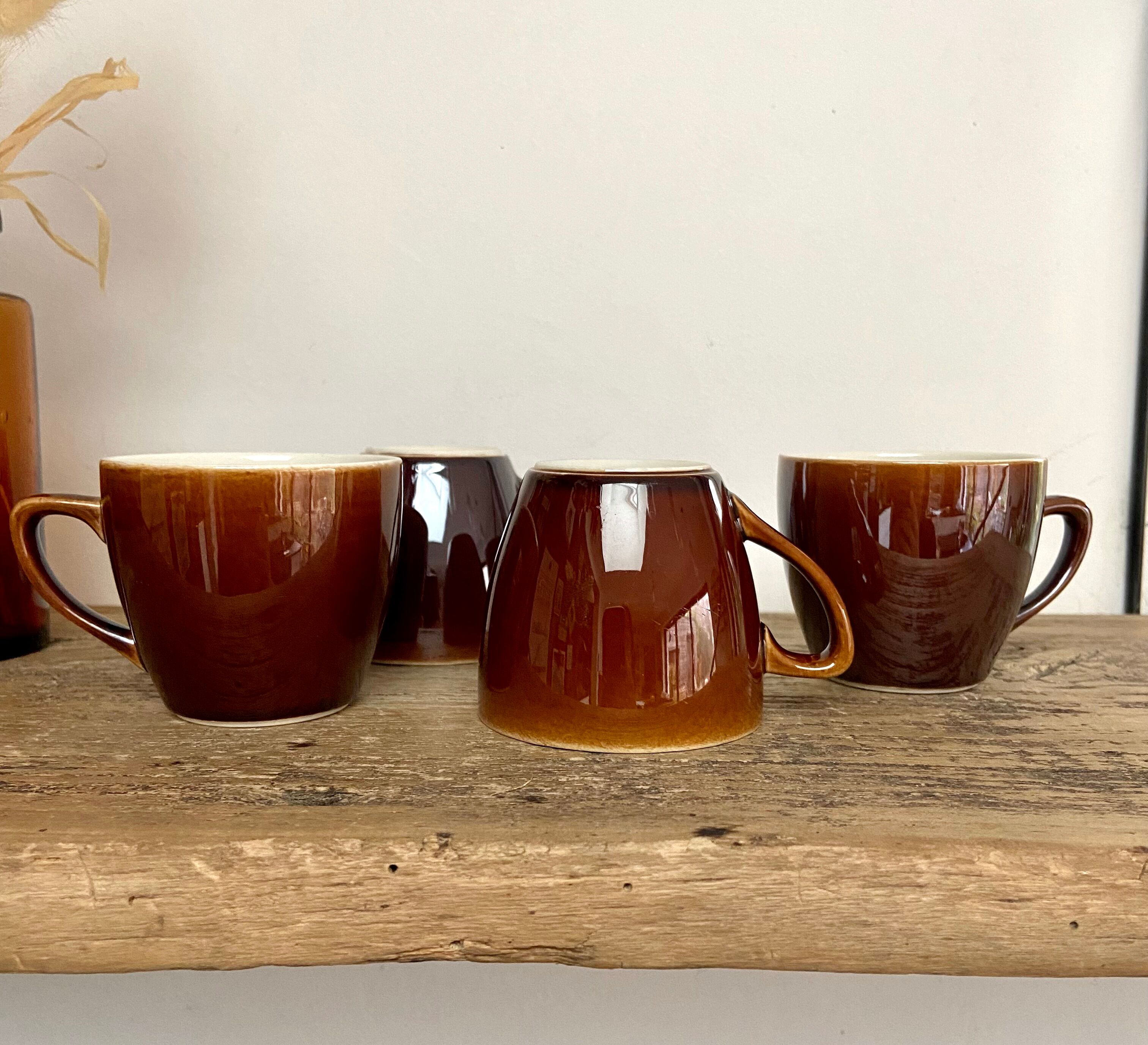 4 vintage Villeroy & Boch coffee cups