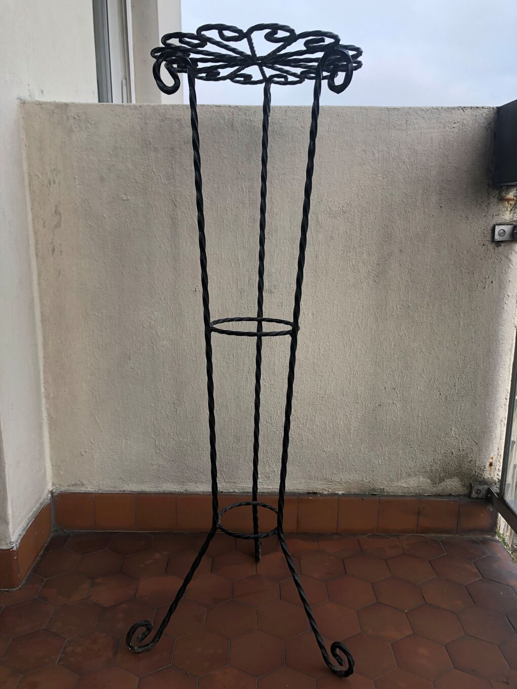Porte plante vintage en fer 101 cm Selency Porte plante vintage en fer 101 cm Selency