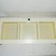 Vitrine en bois peint