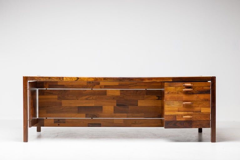 Rare large jacaranda executive desk by Jorge Zalszupin, L’Atelier São Paulo 1960