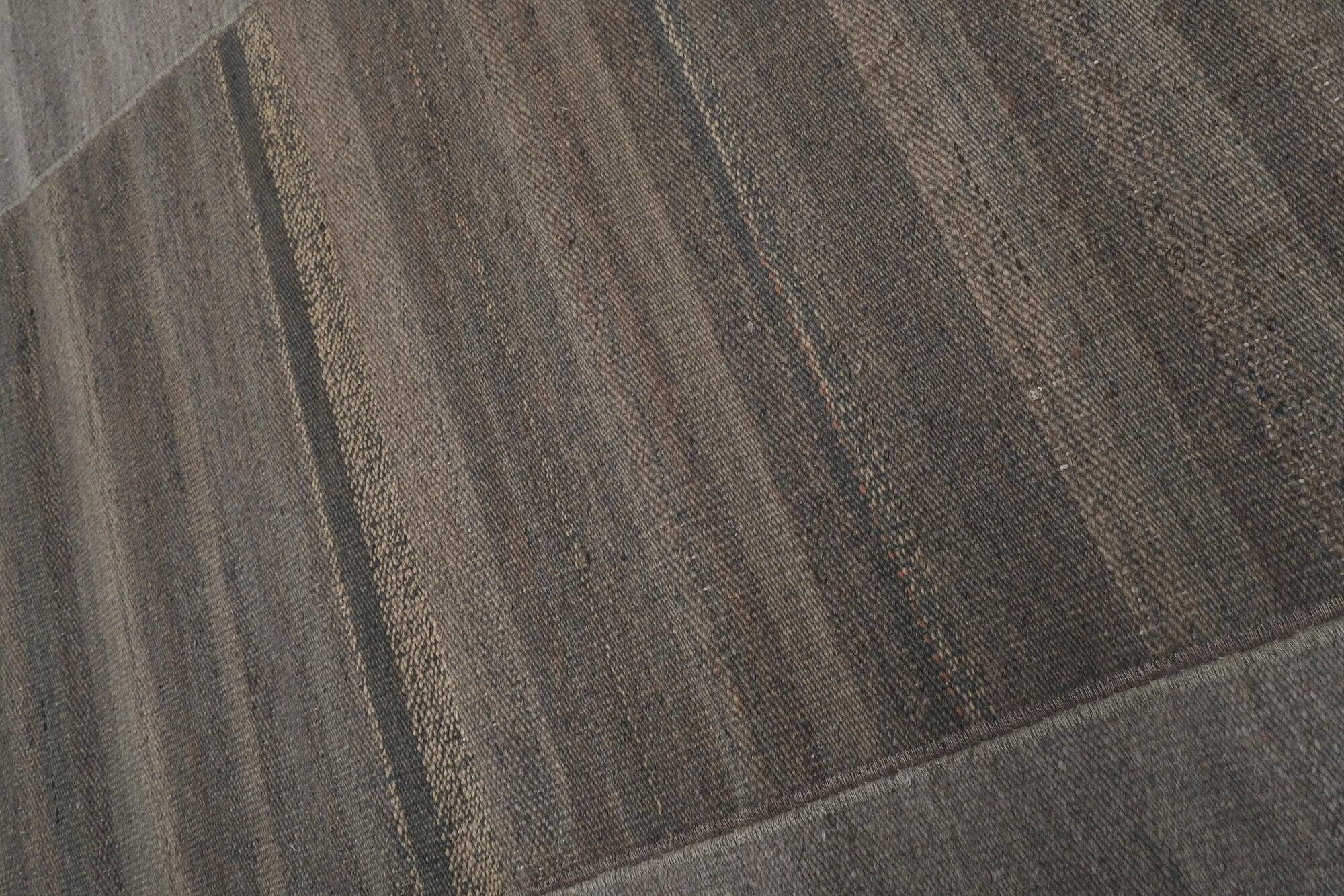 Vintage Turkish kilim handwoven 268x274 cm