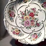 Pie dish or decorative porcelain dish with floral decoration