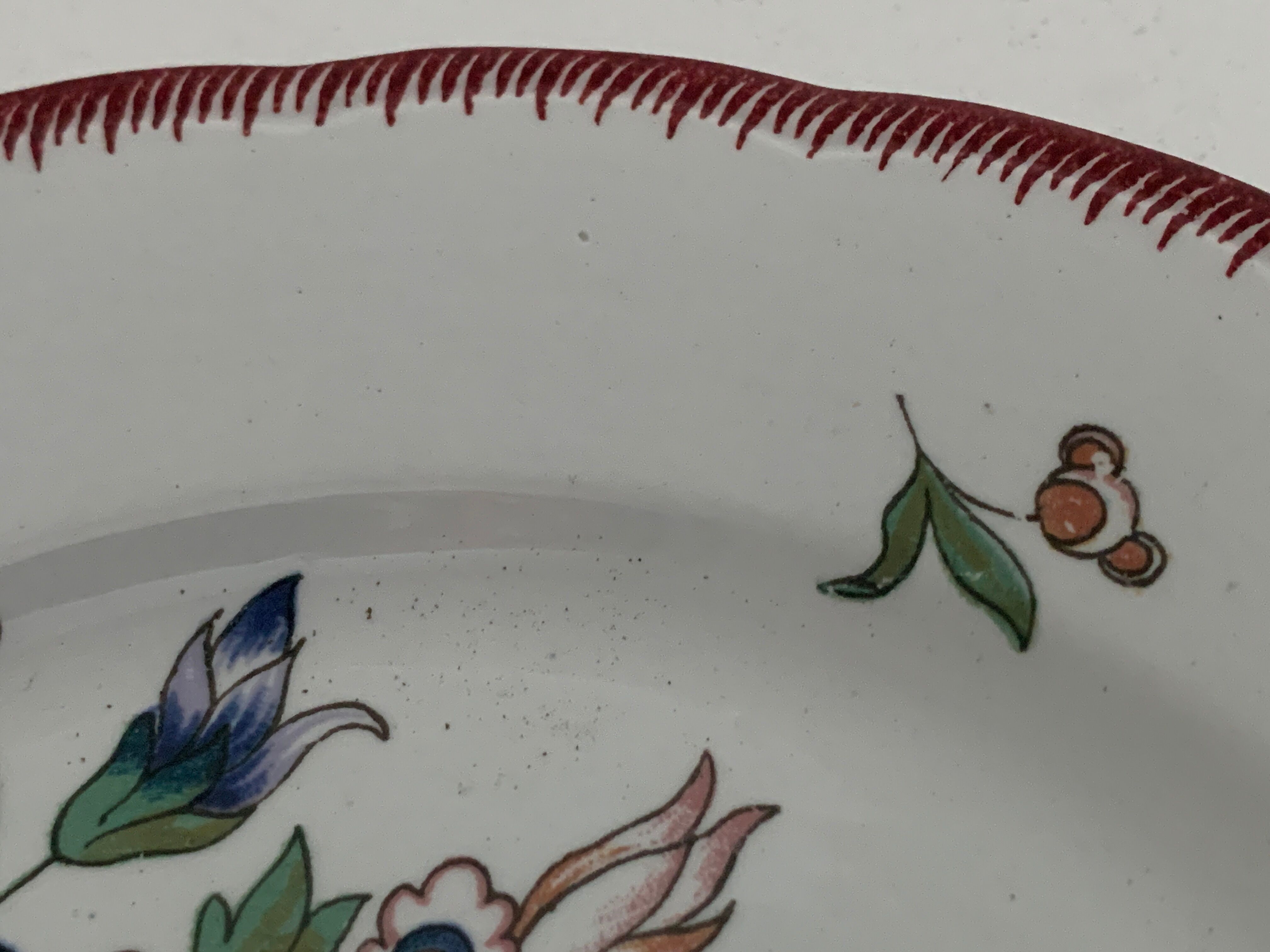 6 Sarreguemines dessert plates, cornucopia, 1928