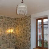 Vintage suspension in half shell speckled with pearls