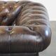 Fauteuil chesterfield anglais en cuir de mouton